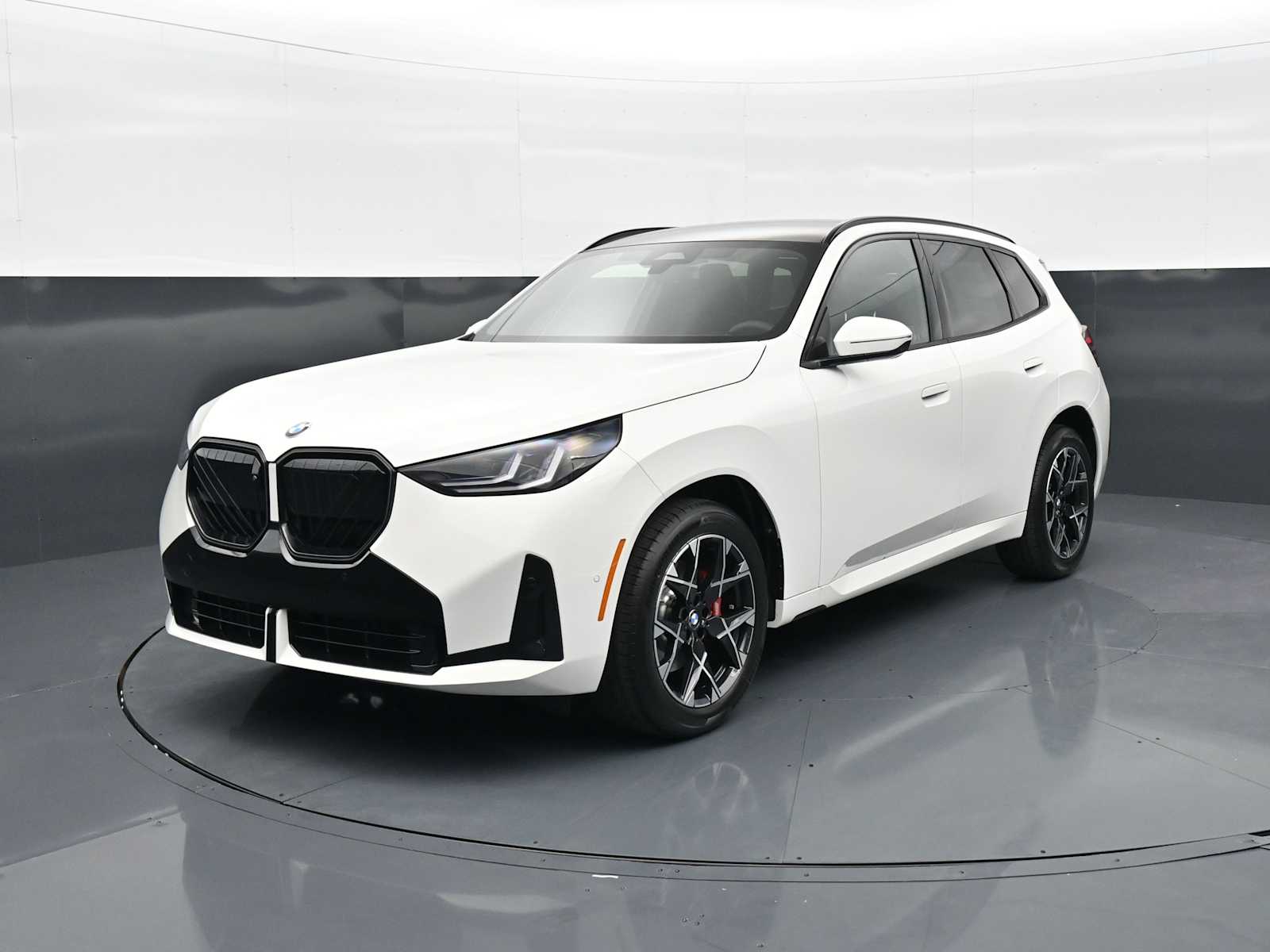 Thumbnail: 2026 BMW X3 - 1