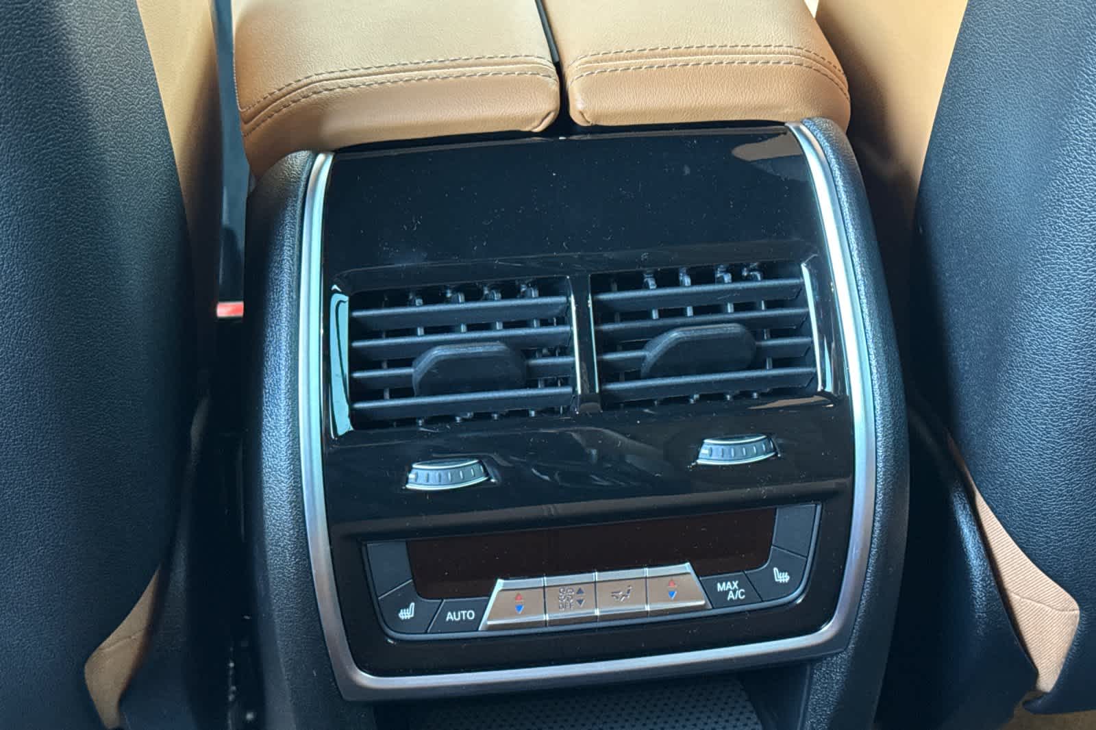 Thumbnail: 2026 BMW X5 - 16