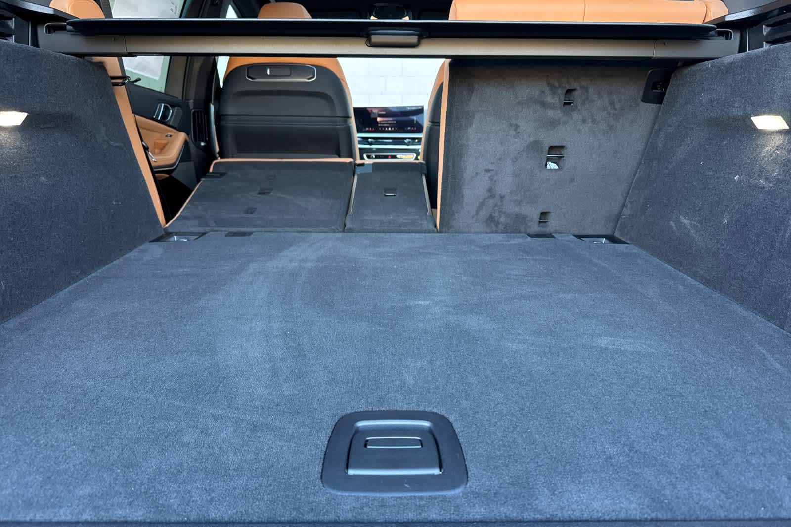 Thumbnail: 2026 BMW X5 - 17