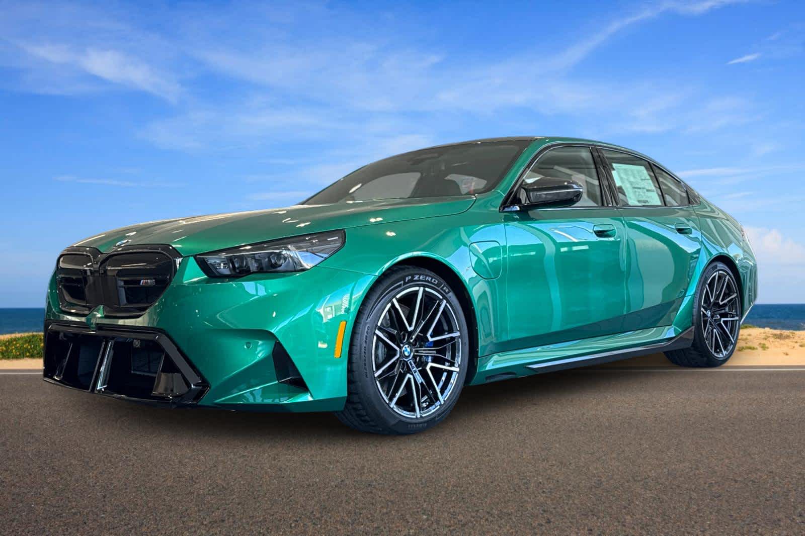 Thumbnail: 2026 BMW M5 - 1