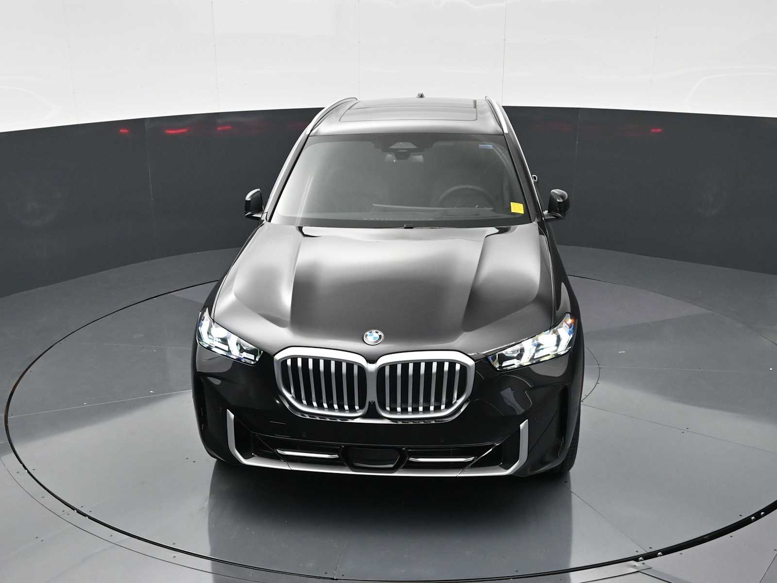 Thumbnail: 2026 BMW X5 - 17