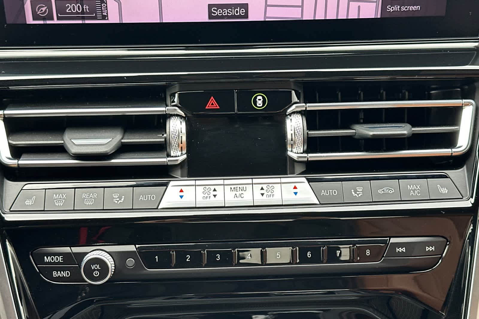 Thumbnail: 2024 BMW 8 Series - 22