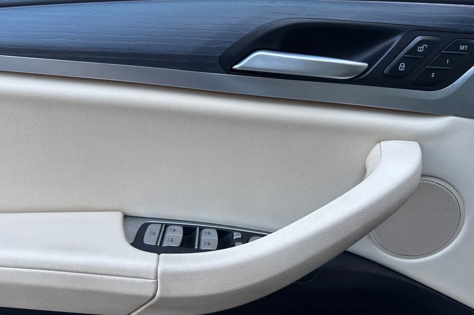 Thumbnail: 2022 BMW X4 - 14