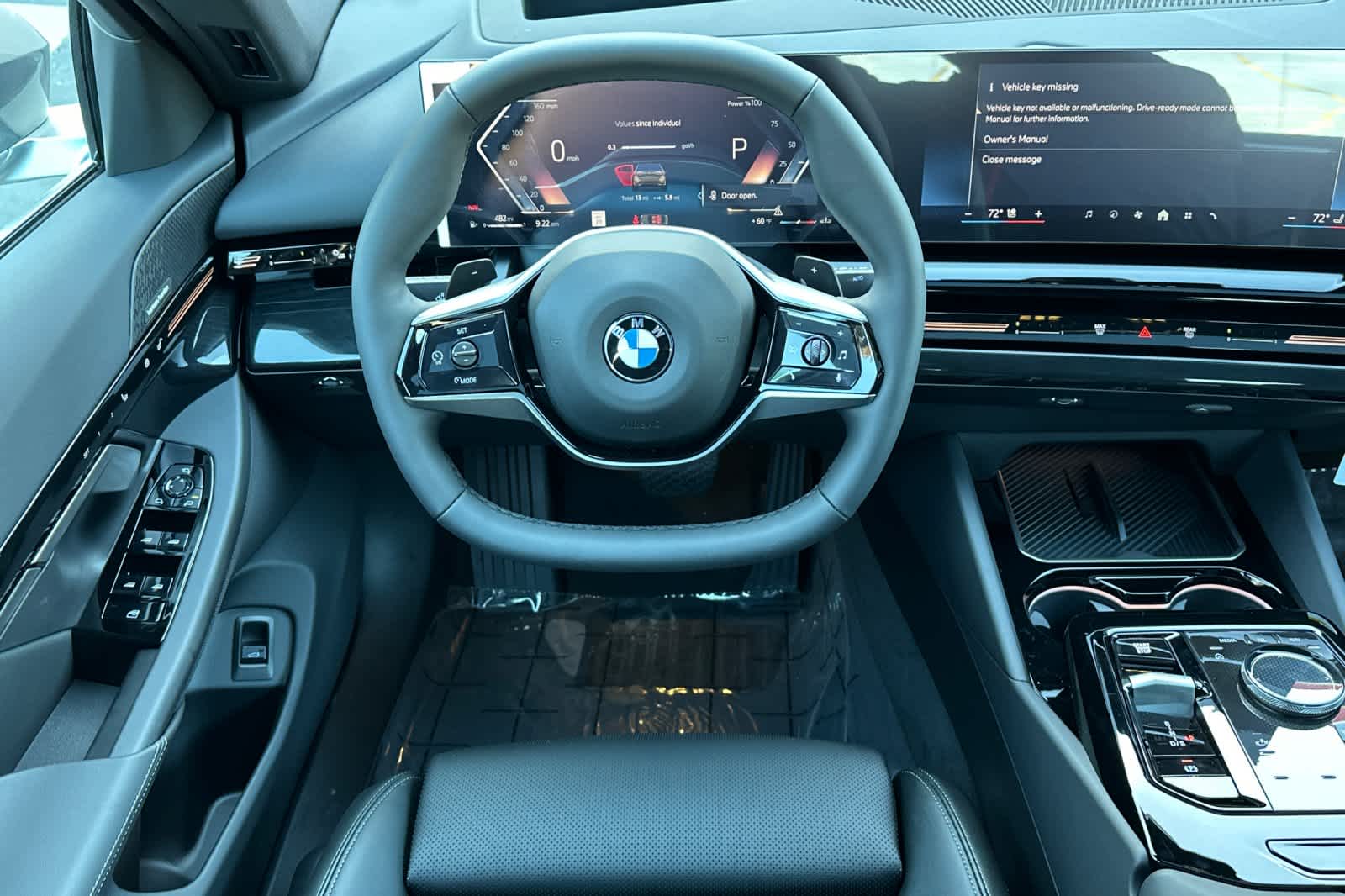 Thumbnail: 2026 BMW 5 Series - 15