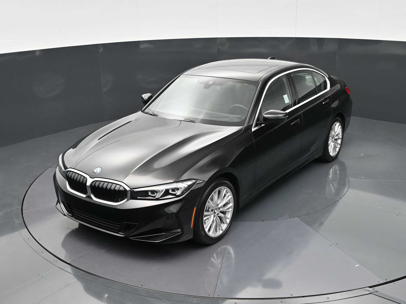 Thumbnail: 2024 BMW 3 Series - 17