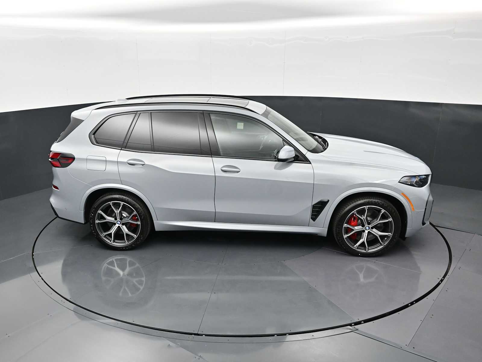 Thumbnail: 2026 BMW X5 - 20