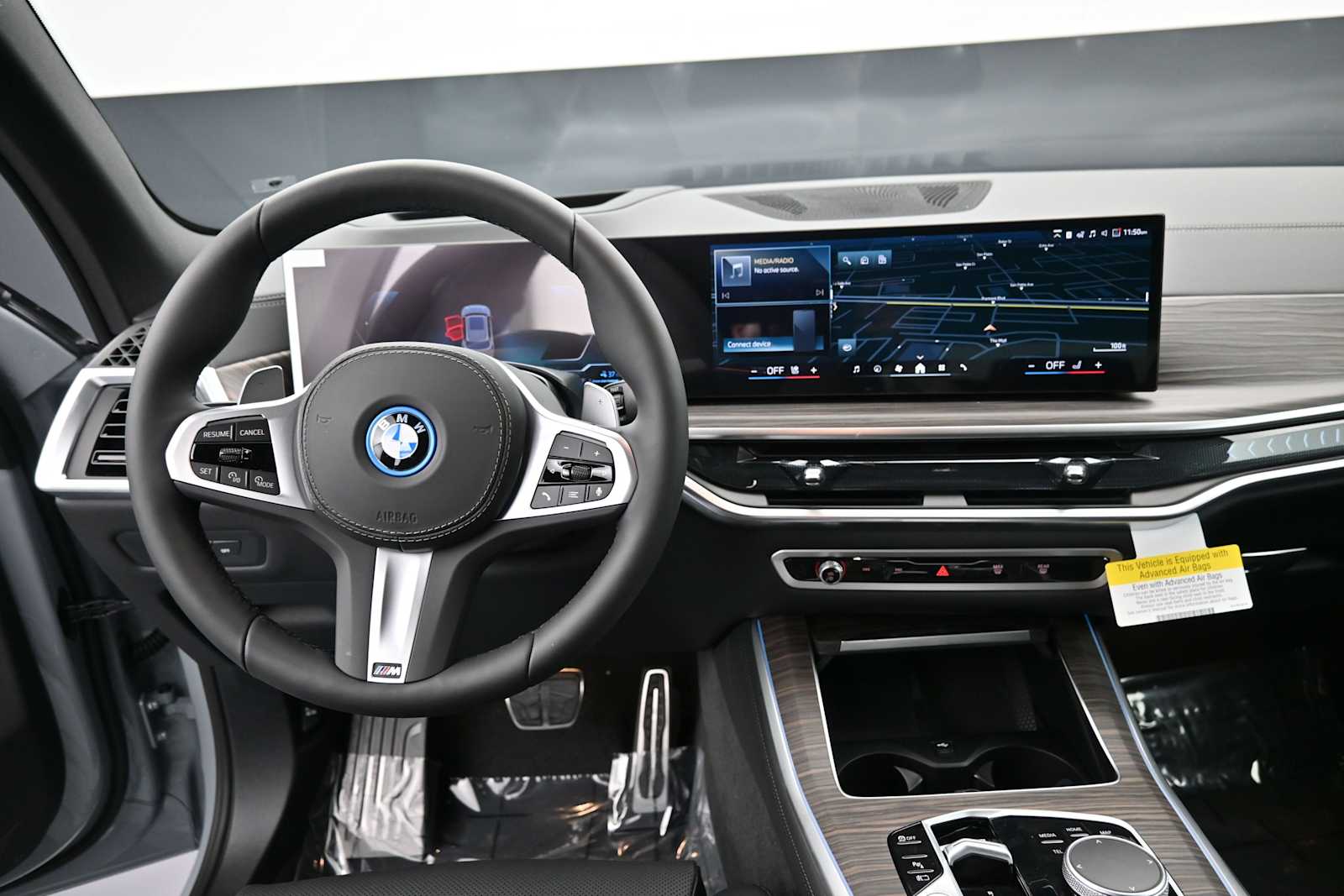 Thumbnail: 2026 BMW X5 - 15