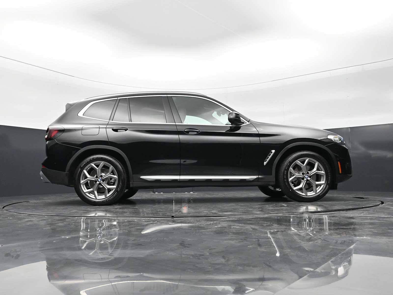 Thumbnail: 2023 BMW X3 - 27