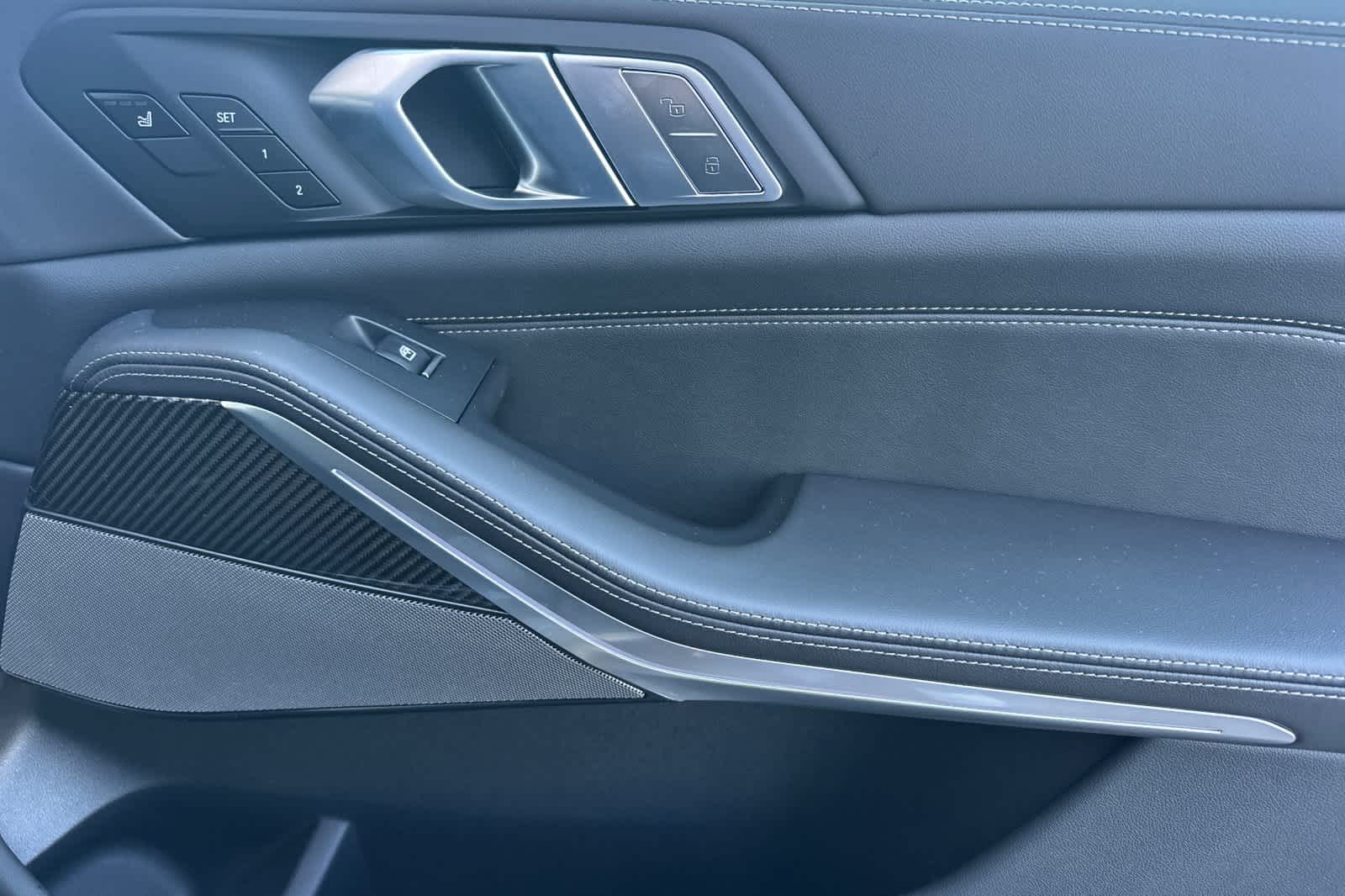 Thumbnail: 2026 BMW X7 - 19