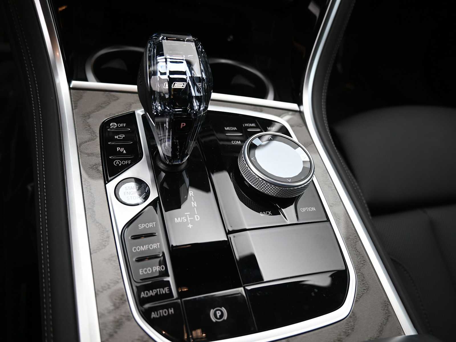 2026 BMW 8 Series 840i - Photo 12