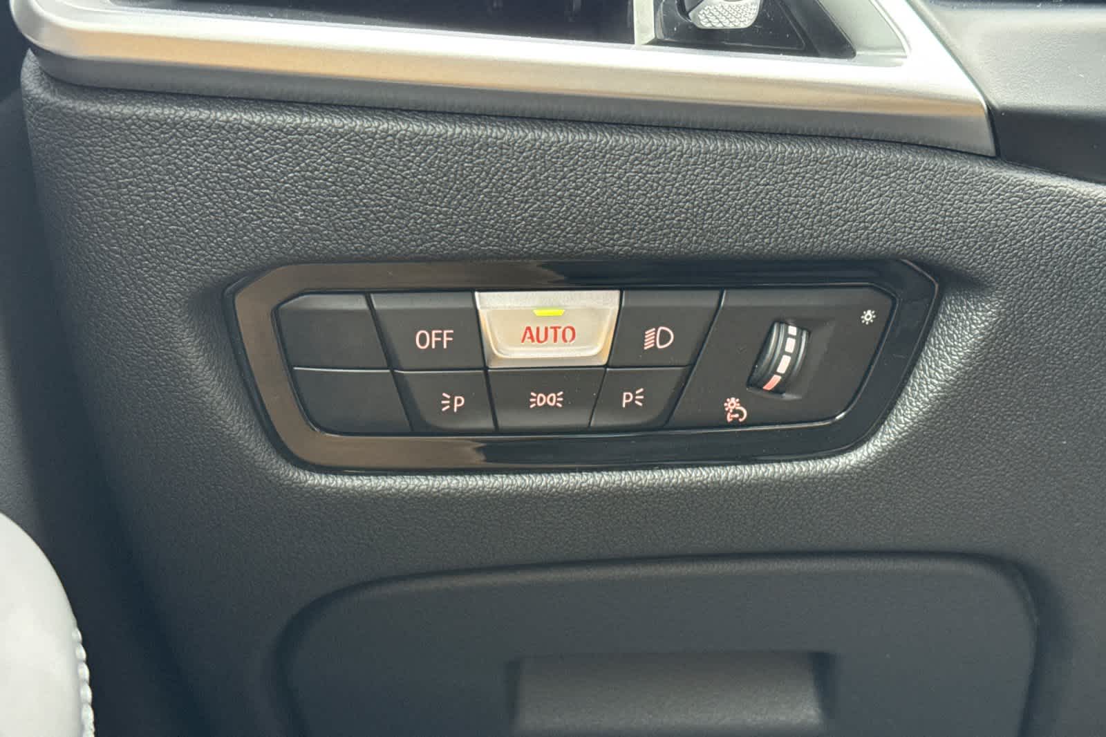 Thumbnail: 2026 BMW M4 - 32