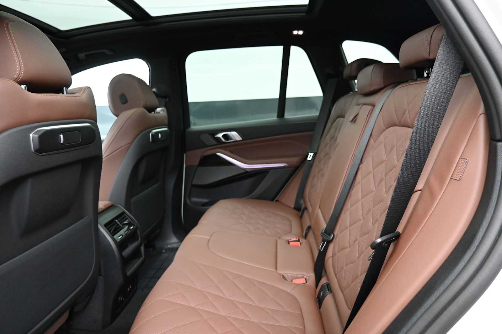 2026 BMW X5 50e - Photo 14