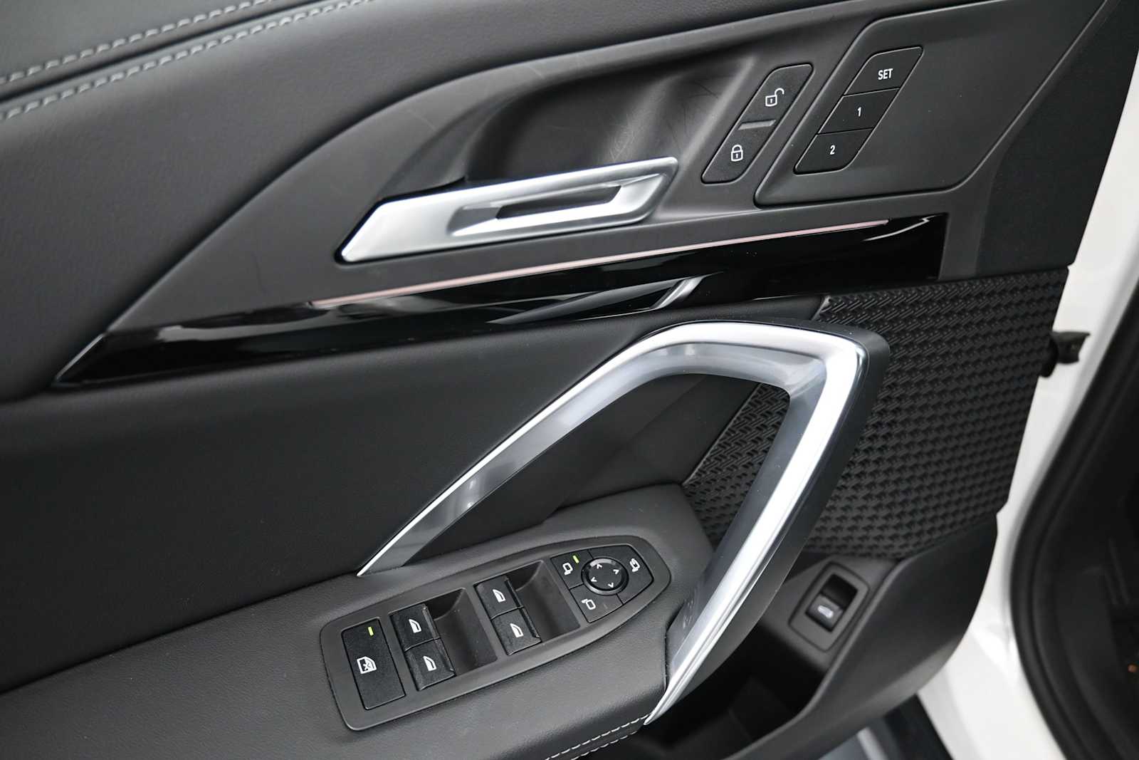 2026 BMW X1 28i - Photo 9