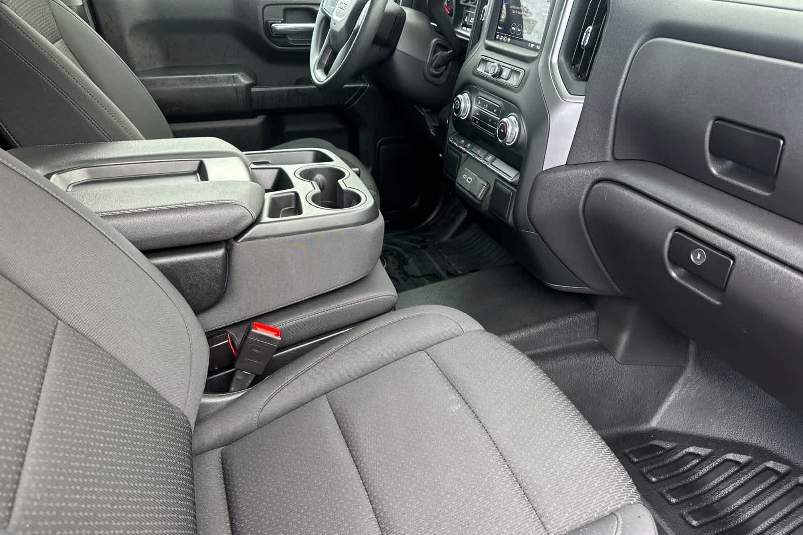 Thumbnail: 2024 GMC Sierra 1500 - 16