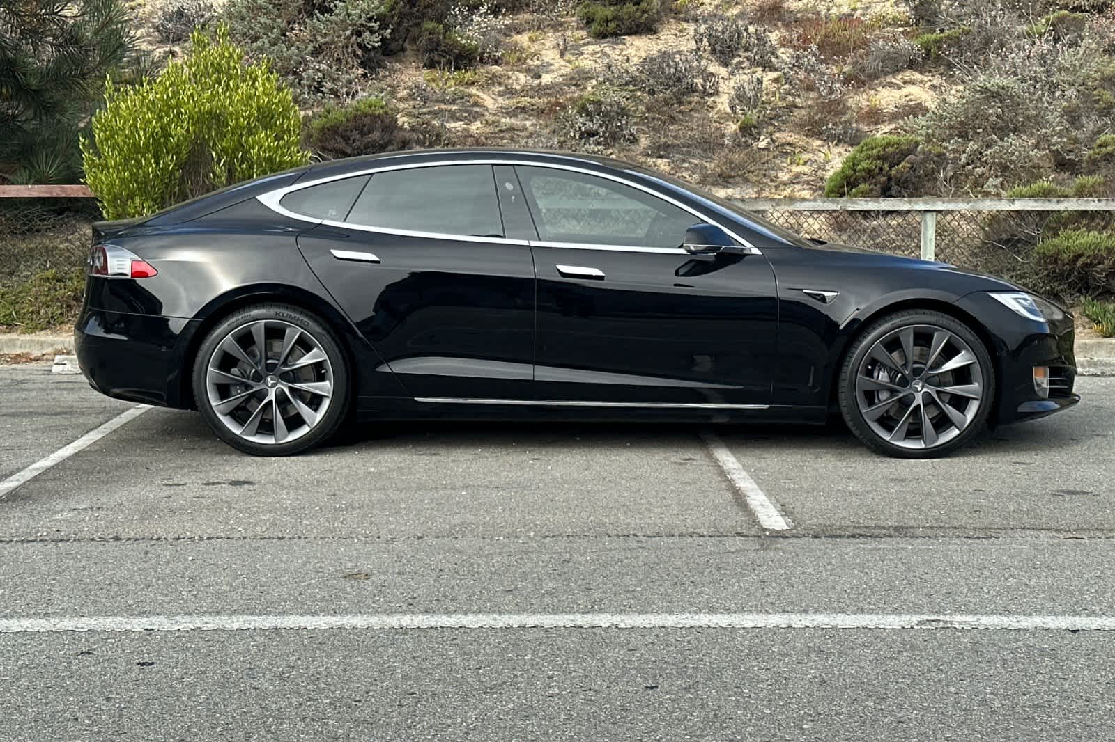 Thumbnail: 2020 Tesla Model S - 6