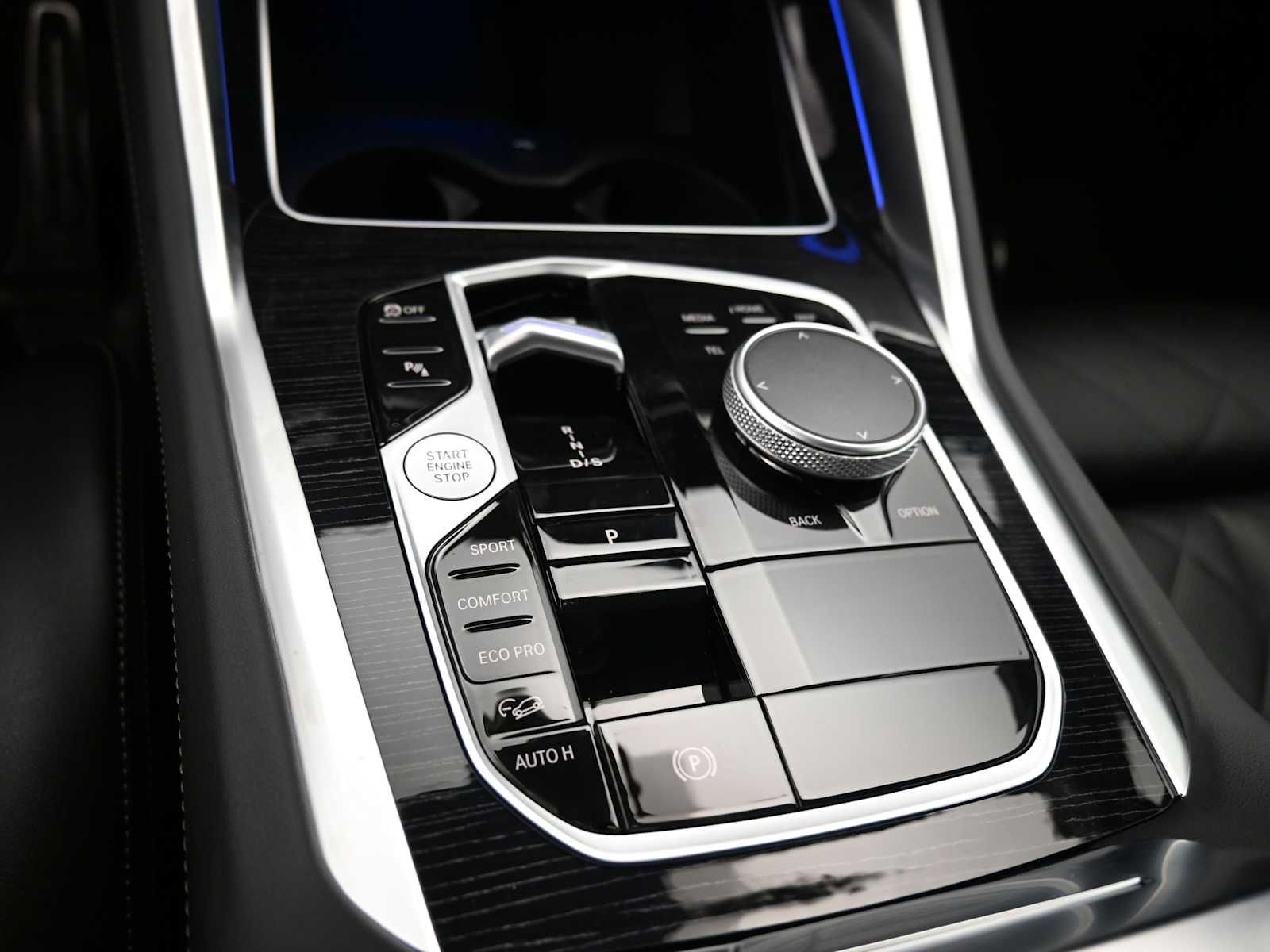 Thumbnail: 2026 BMW X6 - 12