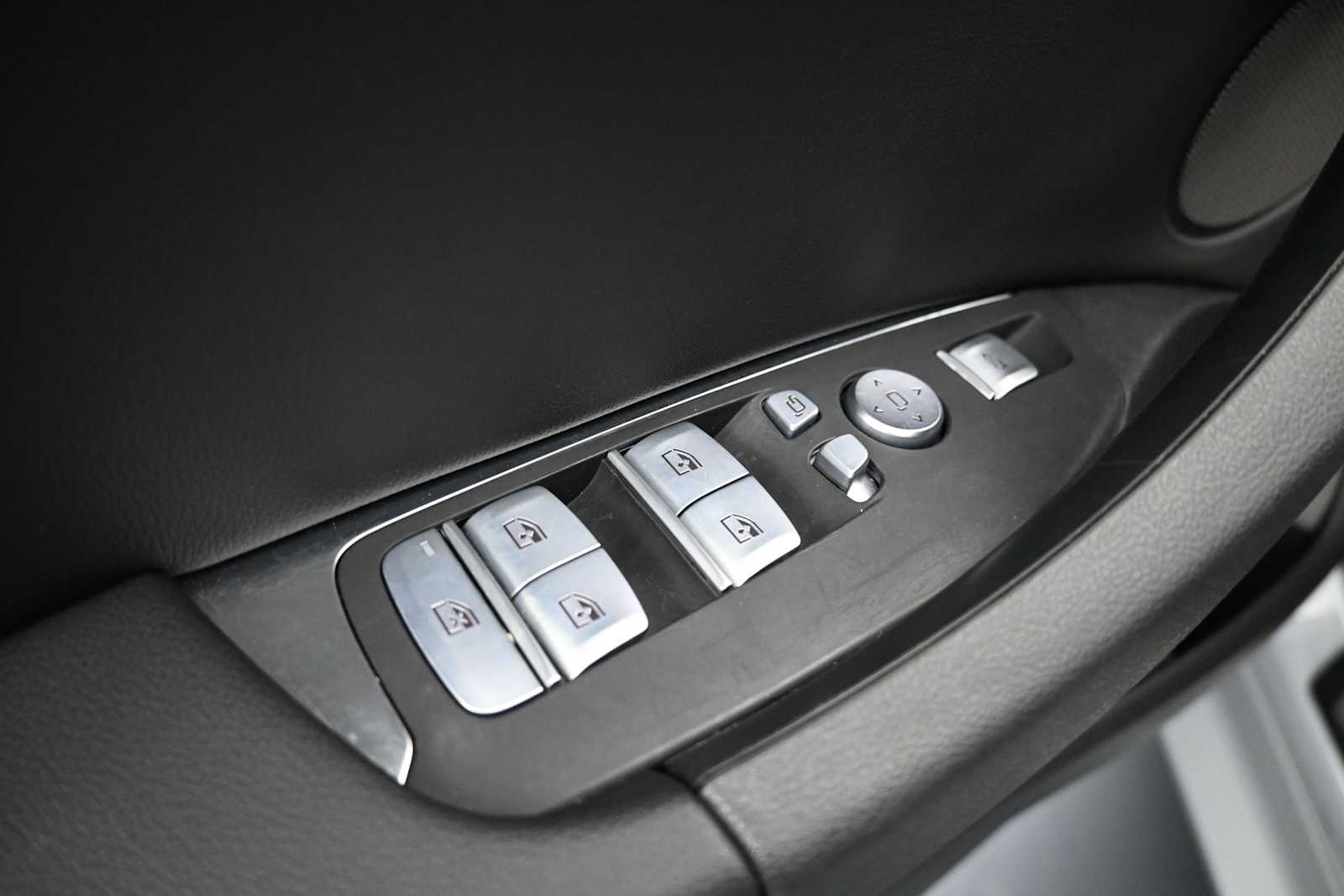 Thumbnail: 2023 BMW X3 - 8