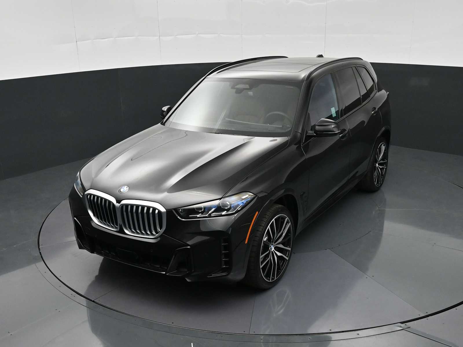 Thumbnail: 2026 BMW X5 - 17