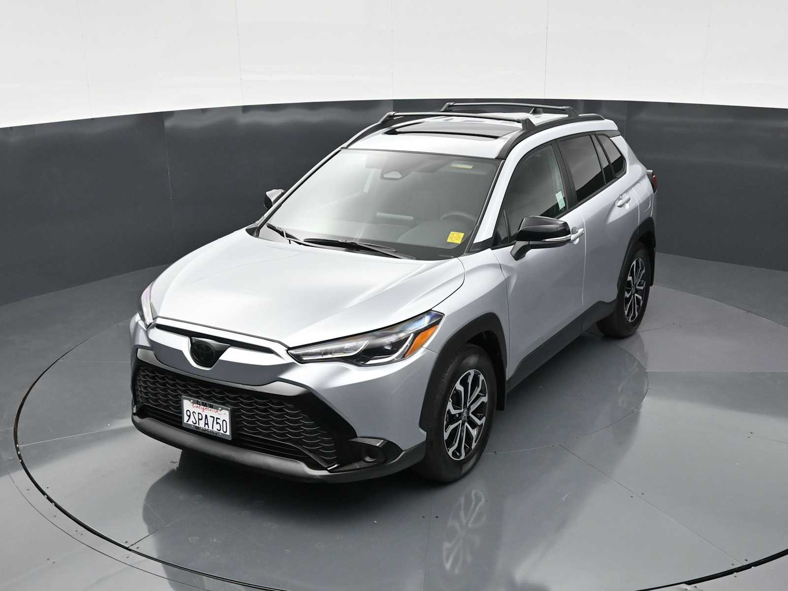 Thumbnail: 2025 Toyota Corolla Cross - 16