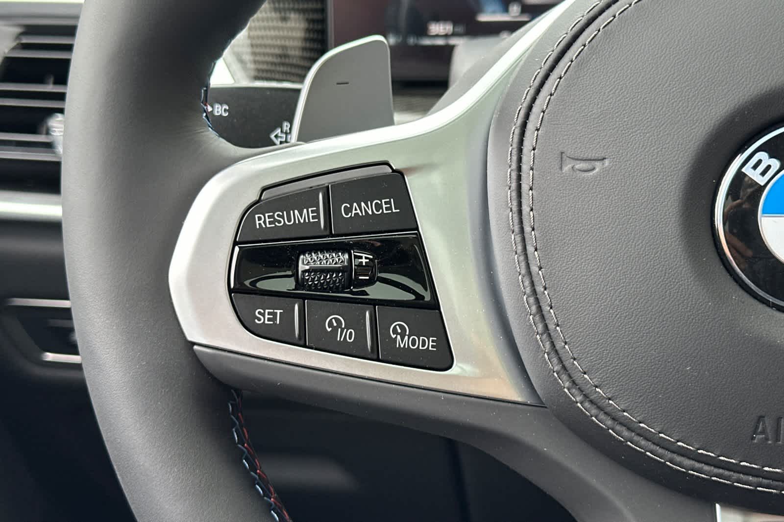 Thumbnail: 2025 BMW X7 - 28