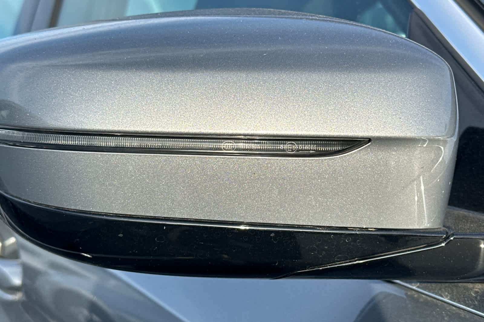 Thumbnail: 2023 BMW 5 Series - 14