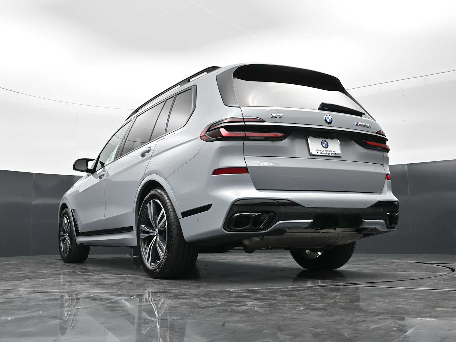Thumbnail: 2026 BMW X7 - 30
