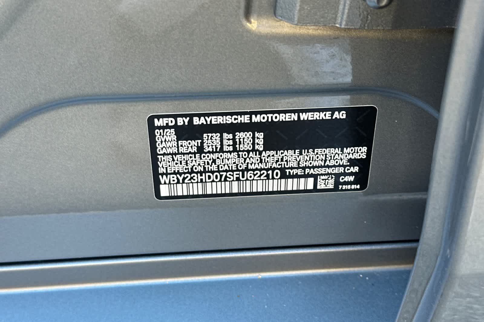 Thumbnail: 2025 BMW i4 - 34