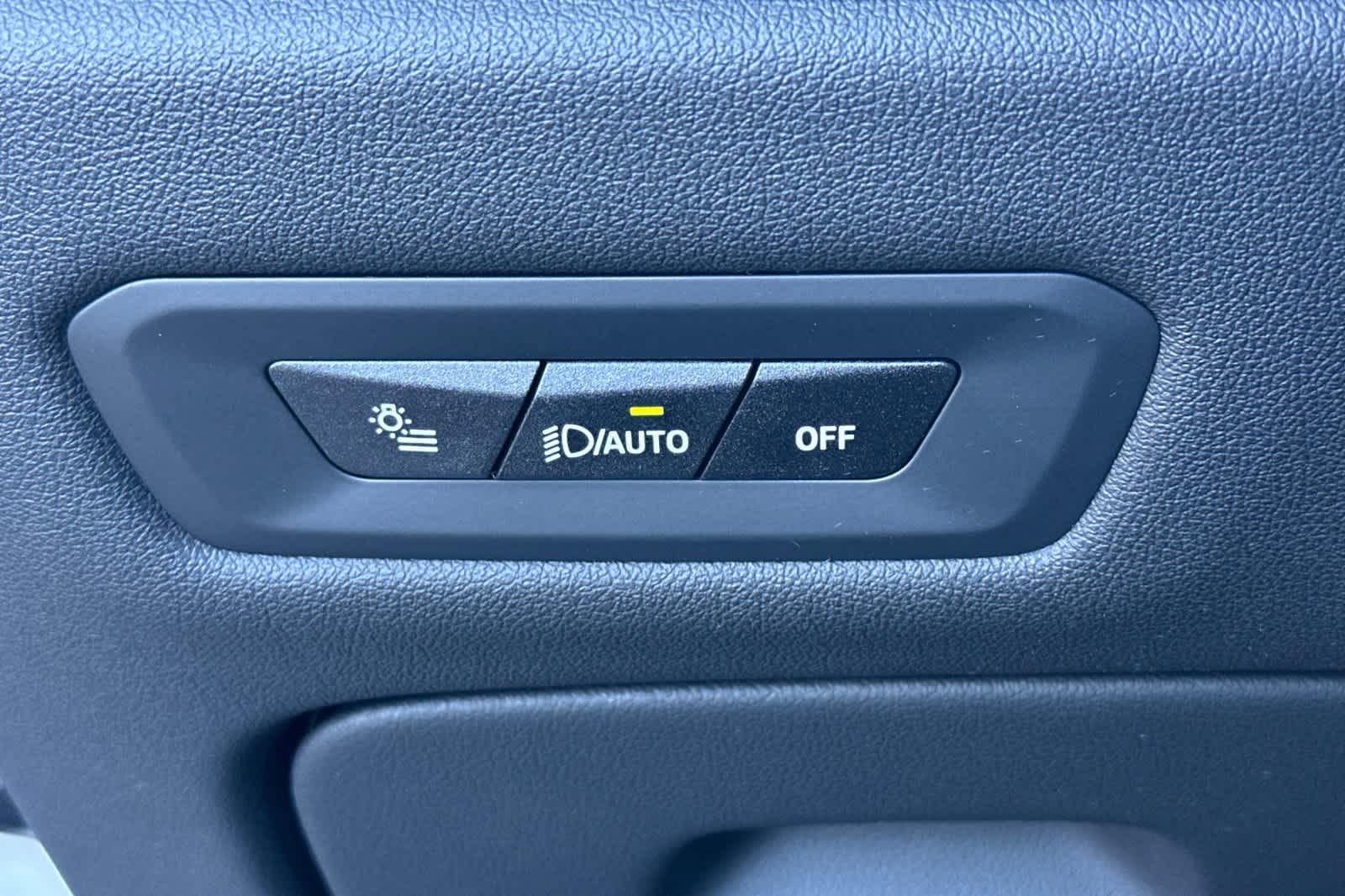 Thumbnail: 2026 BMW X5 - 33