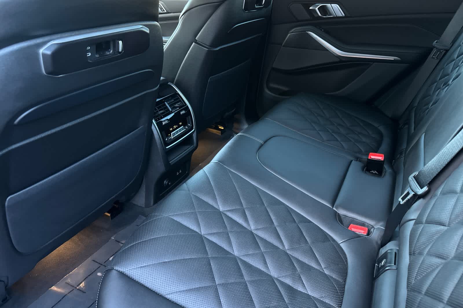 Thumbnail: 2026 BMW X5 - 4