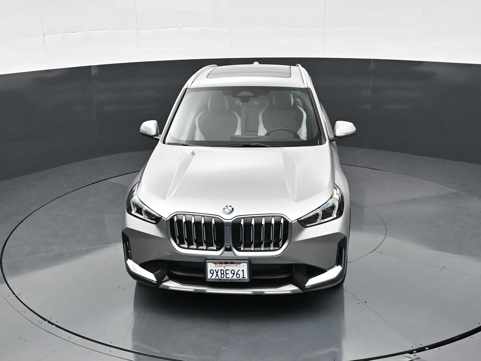 Thumbnail: 2026 BMW X1 - 17