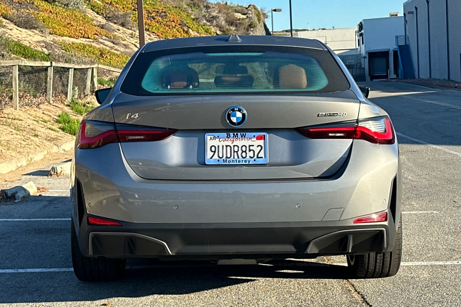 Thumbnail: 2025 BMW i4 - 8