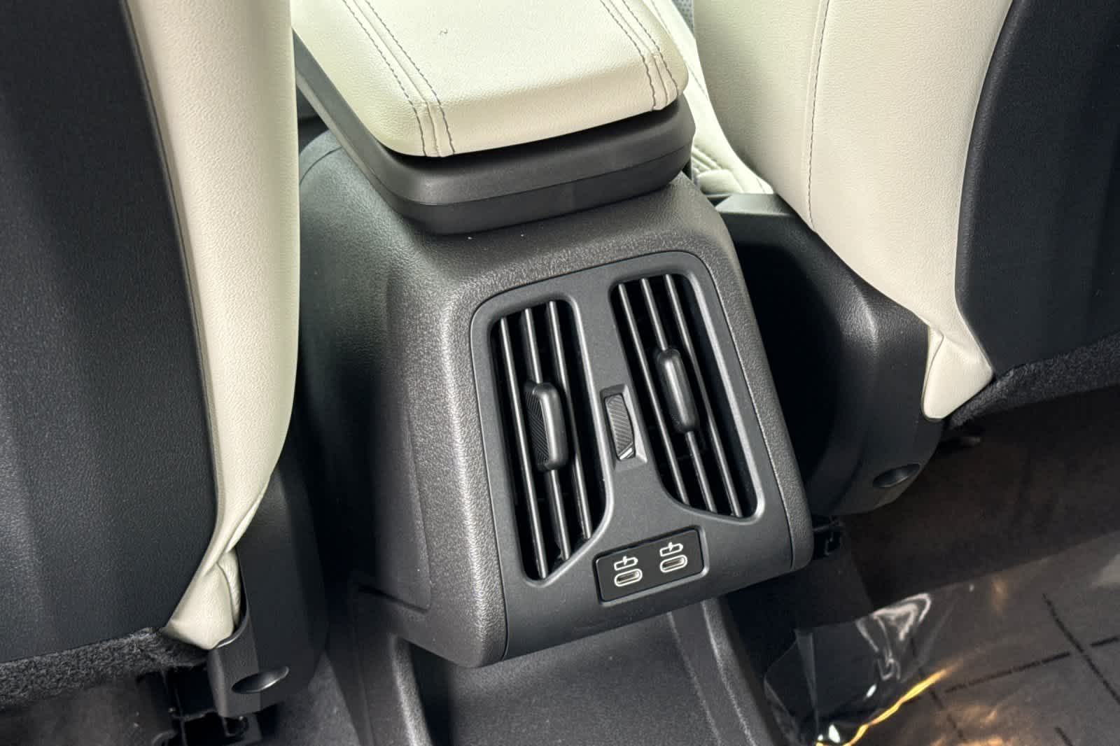 Thumbnail: 2026 BMW X1 - 16