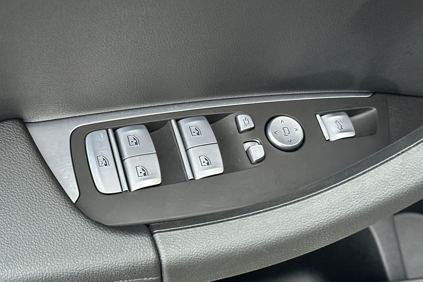 Thumbnail: 2024 BMW X3 - 13