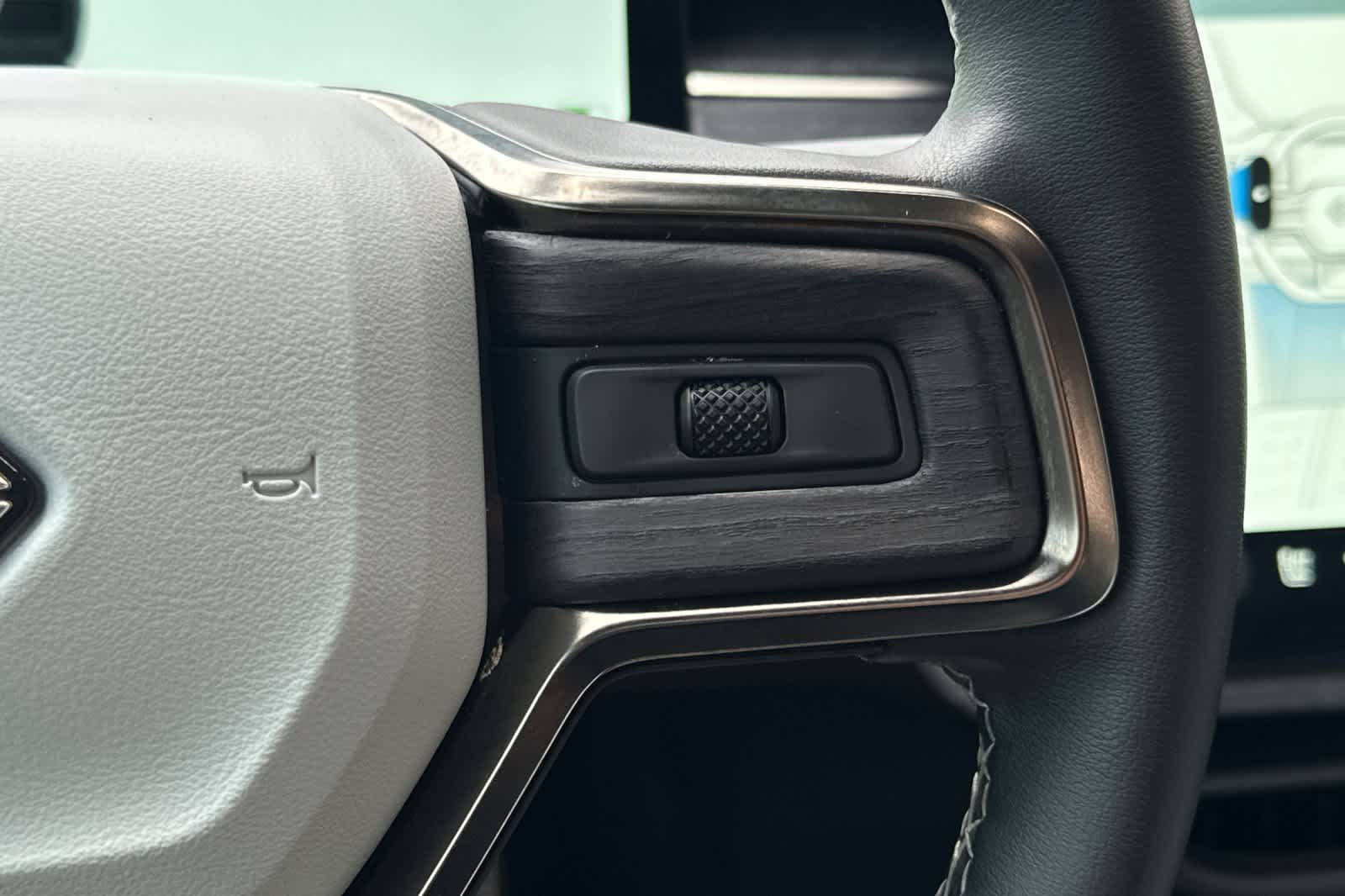 Thumbnail: 2023 Rivian R1S - 26