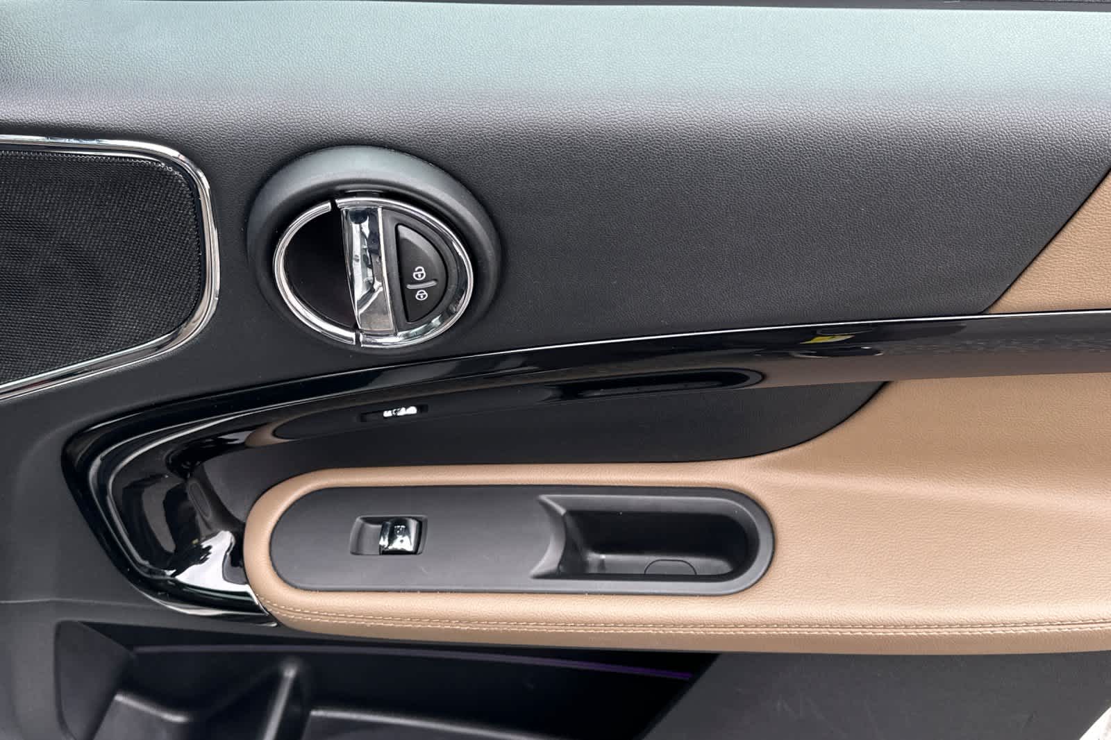 Thumbnail: 2019 MINI Cooper Countryman - 18