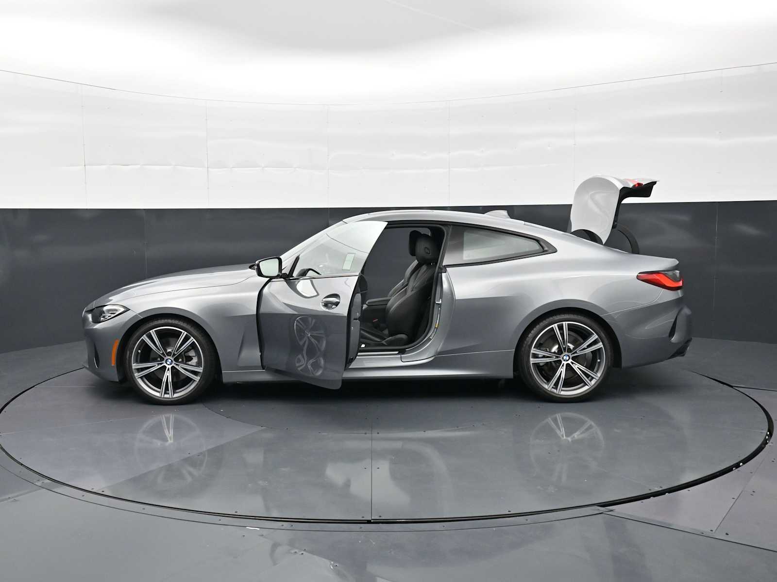 Thumbnail: 2023 BMW 4 Series - 34