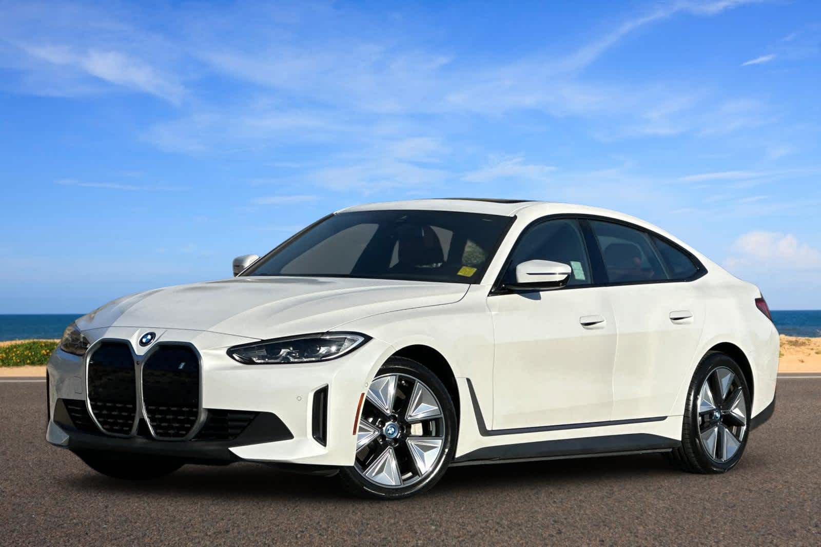 Thumbnail: 2023 BMW i4 - 1