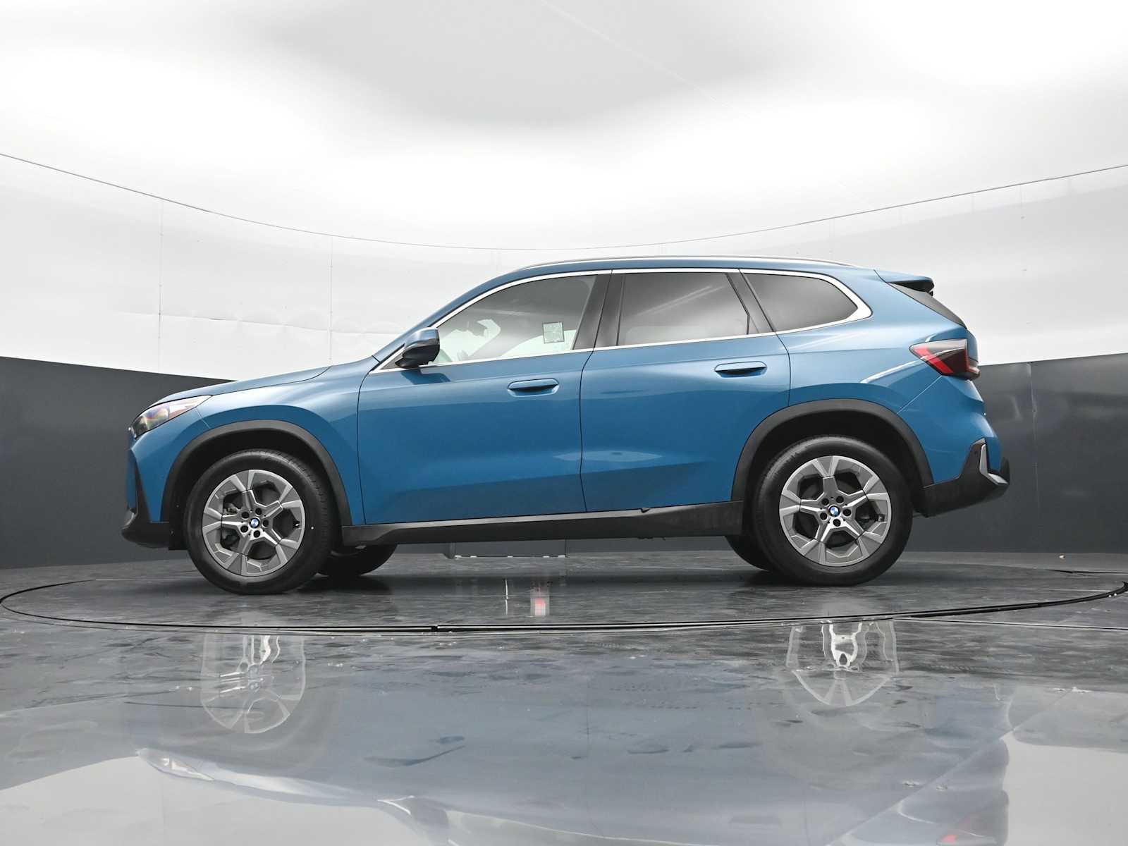 2023 BMW X1 28i - Photo 31