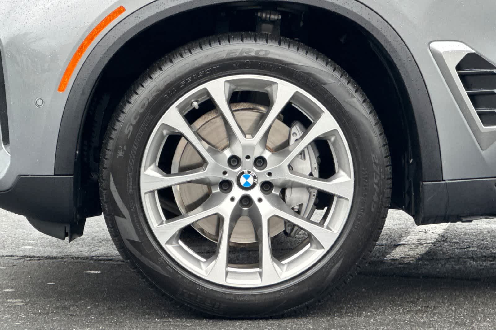 Thumbnail: 2024 BMW X5 - 32