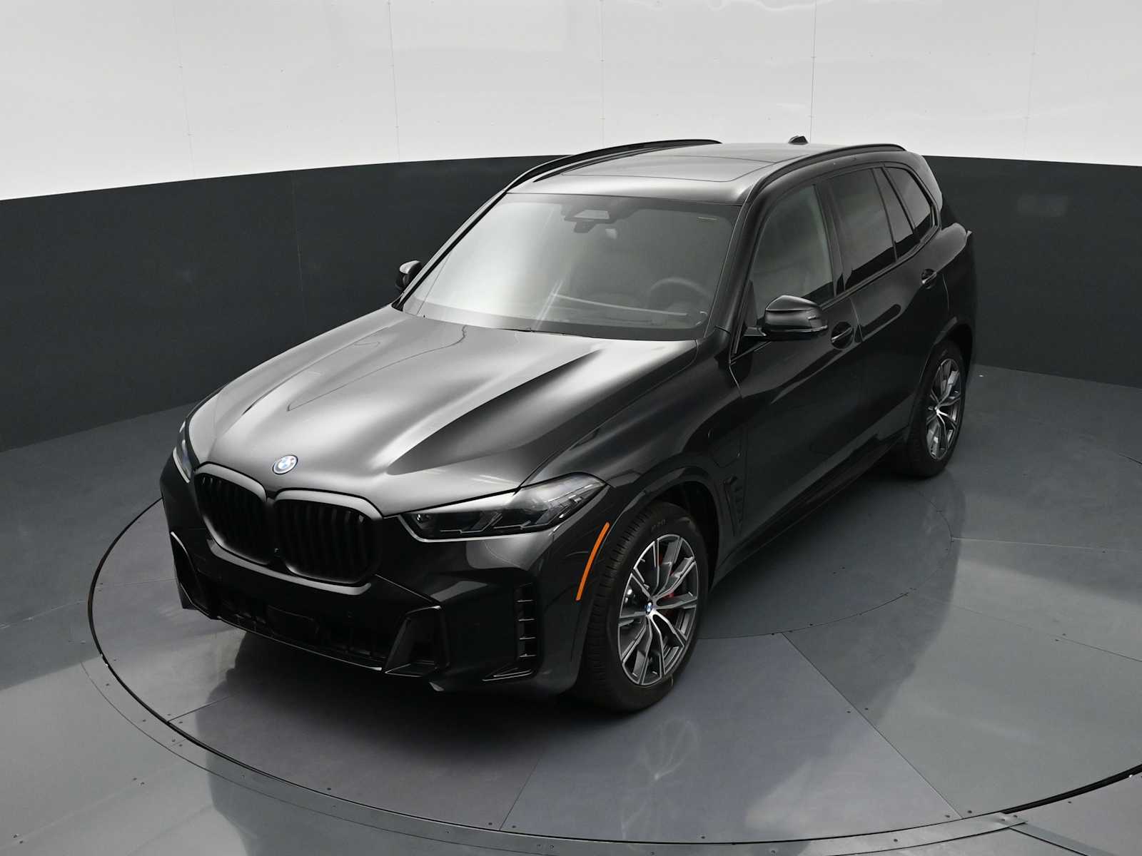 Thumbnail: 2026 BMW X5 - 17