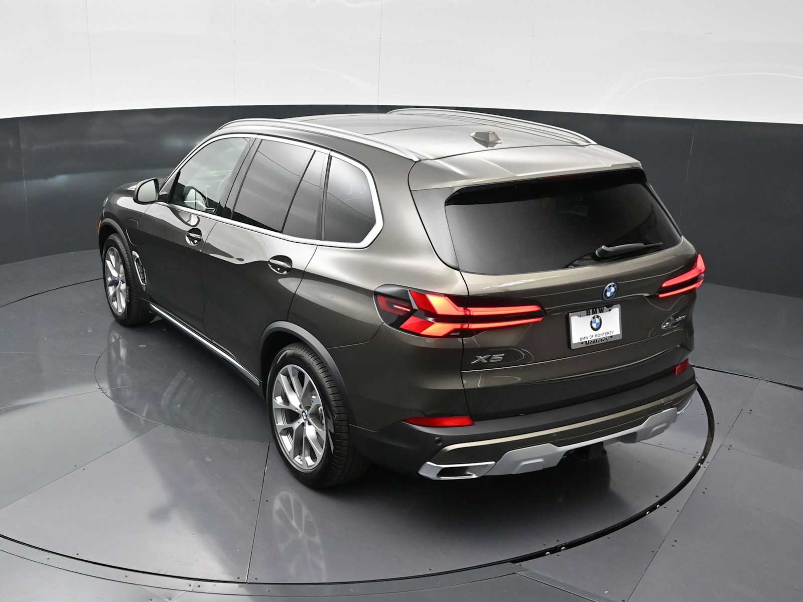 Thumbnail: 2026 BMW X5 - 23