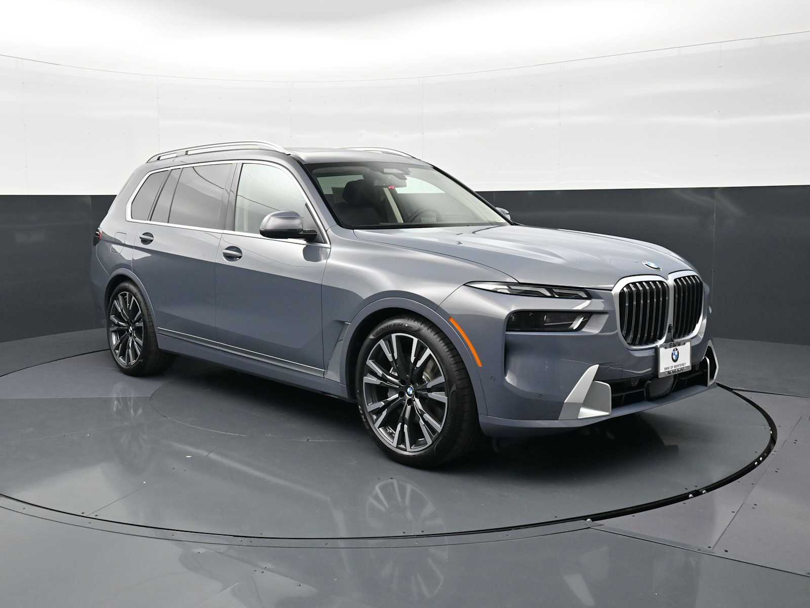 Thumbnail: 2026 BMW X7 - 3