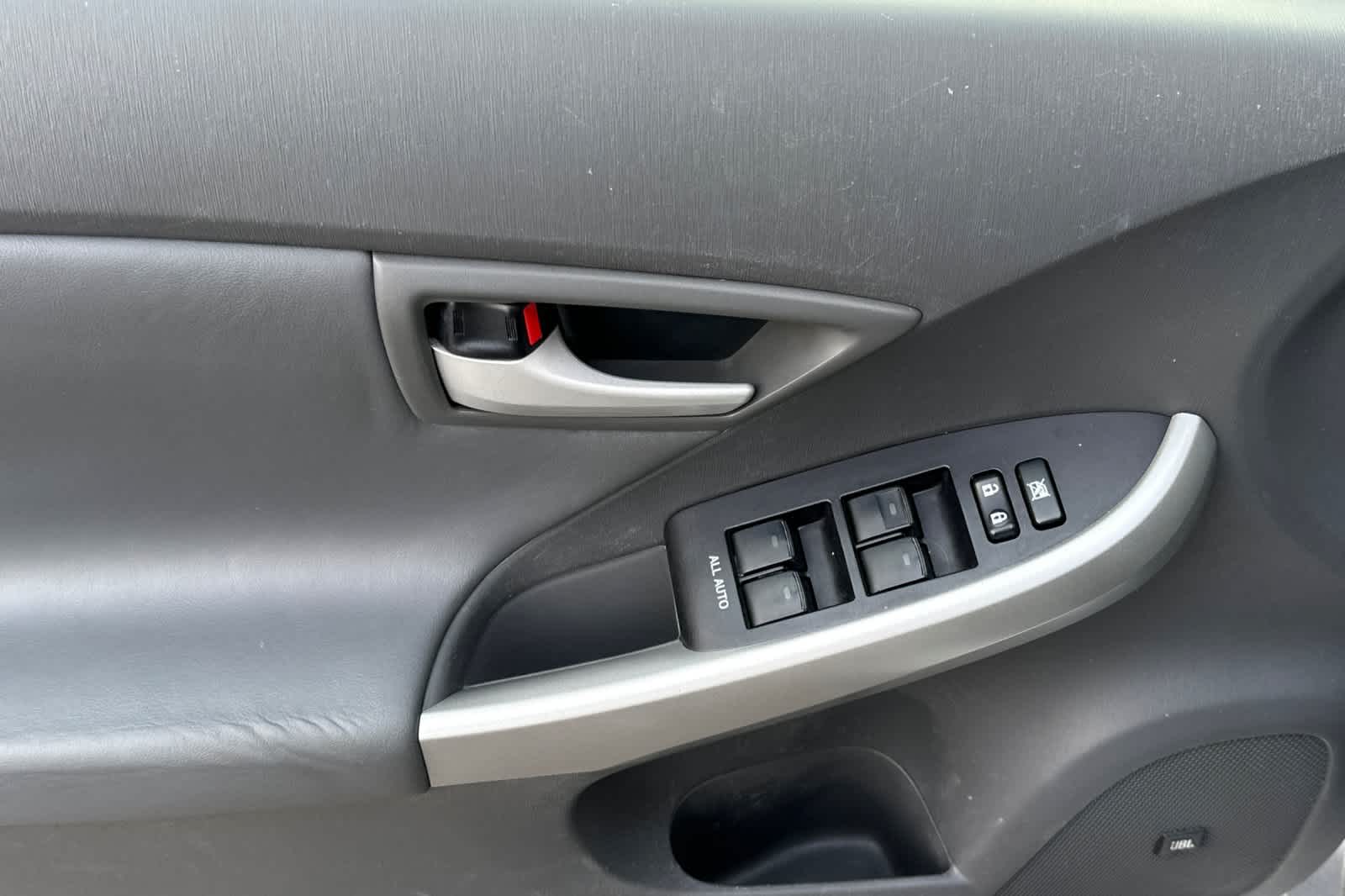 Thumbnail: 2010 Toyota Prius - 12