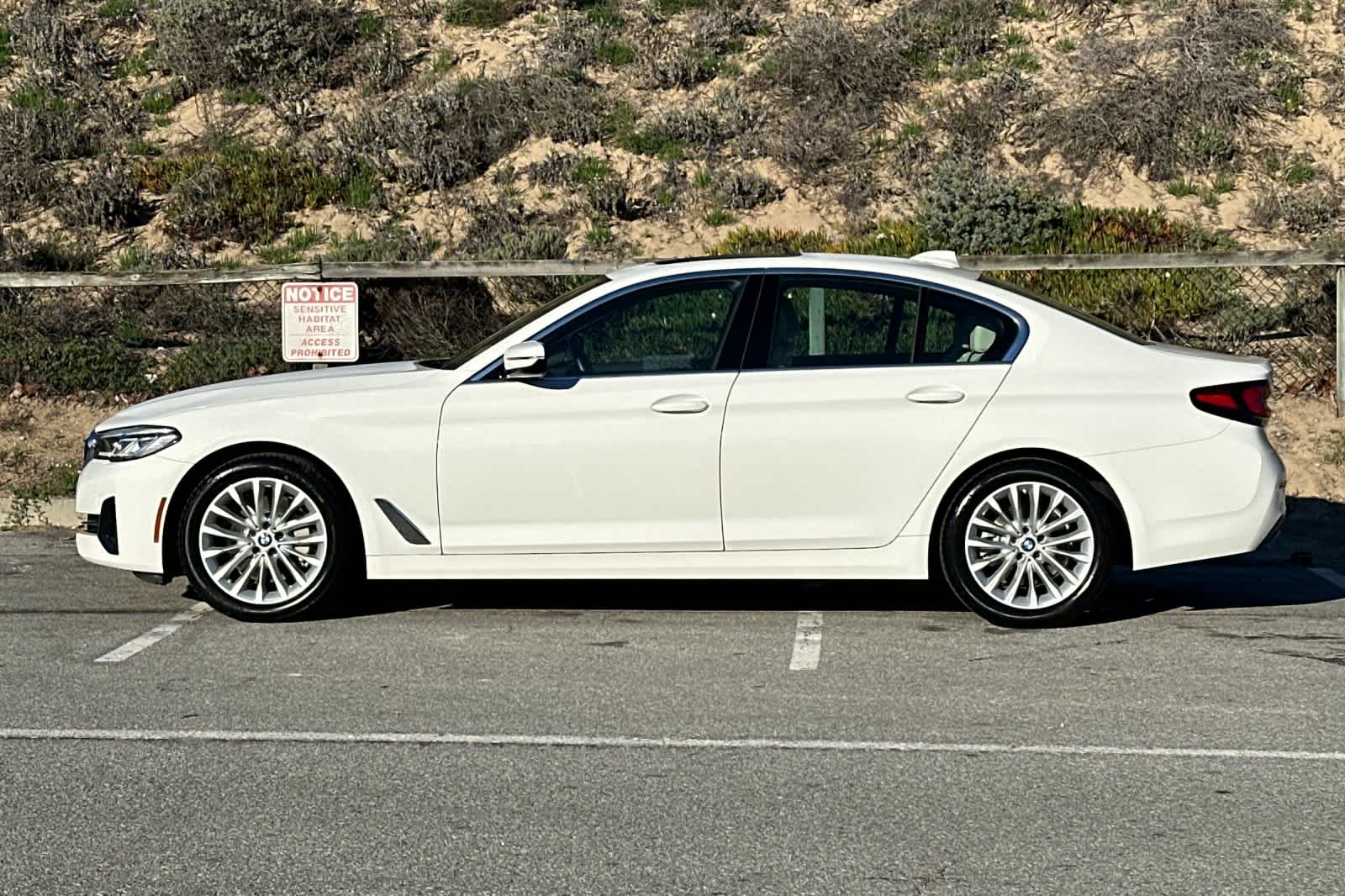 Thumbnail: 2023 BMW 5 Series - 9