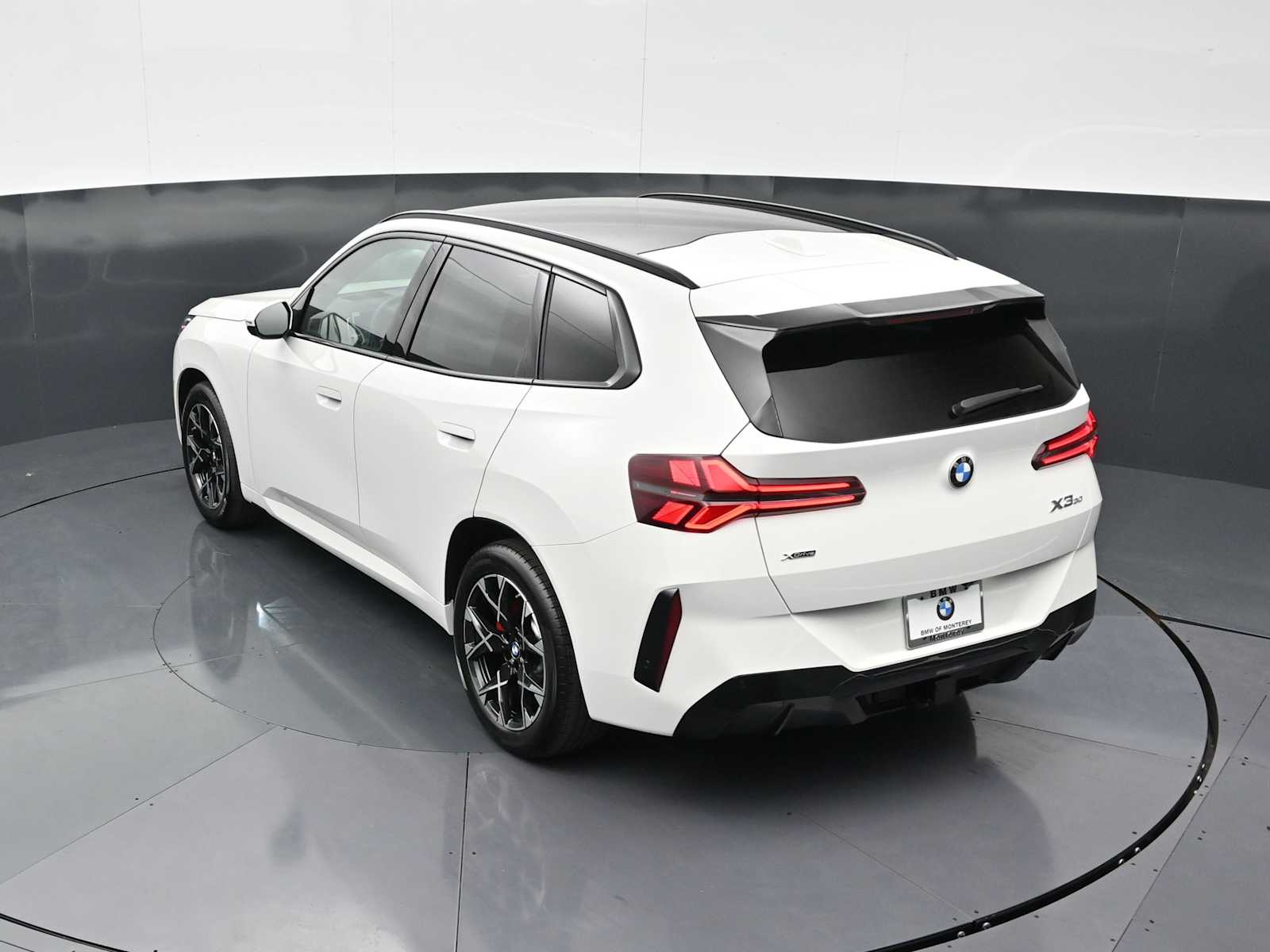 Thumbnail: 2026 BMW X3 - 23