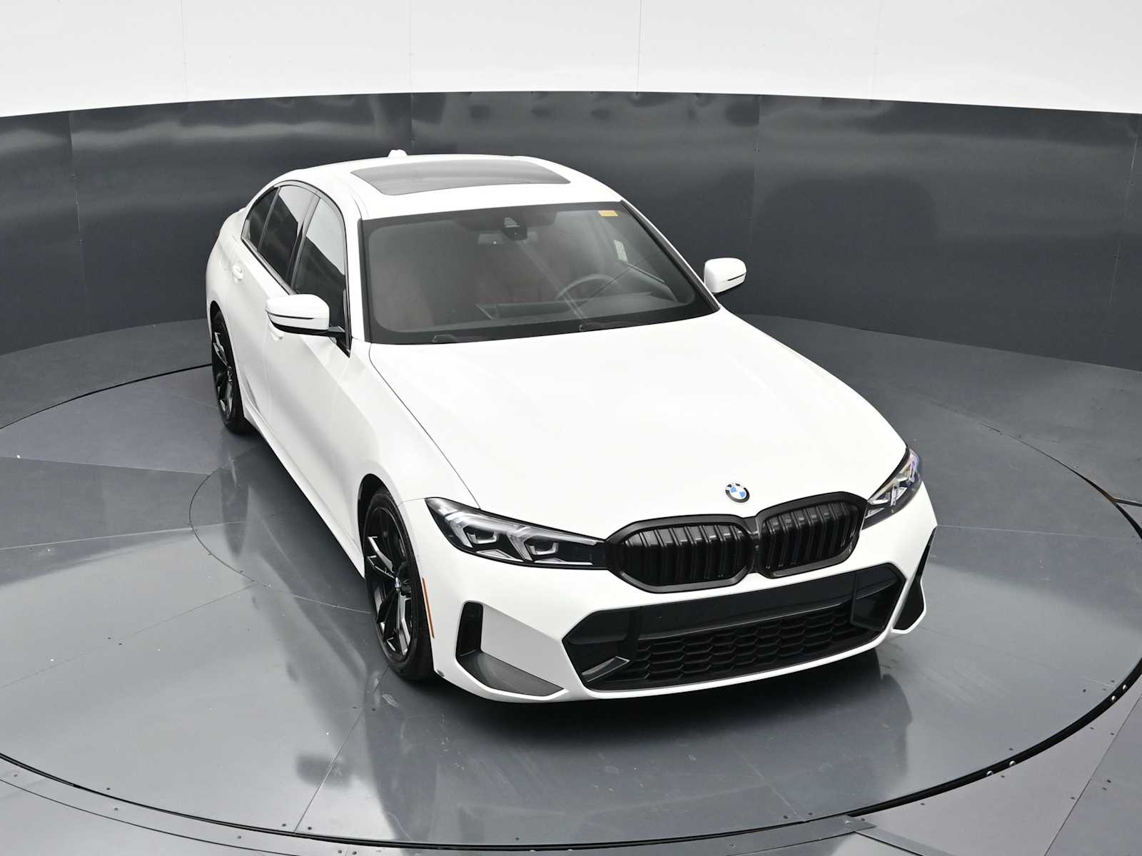 Thumbnail: 2024 BMW 3 Series - 19