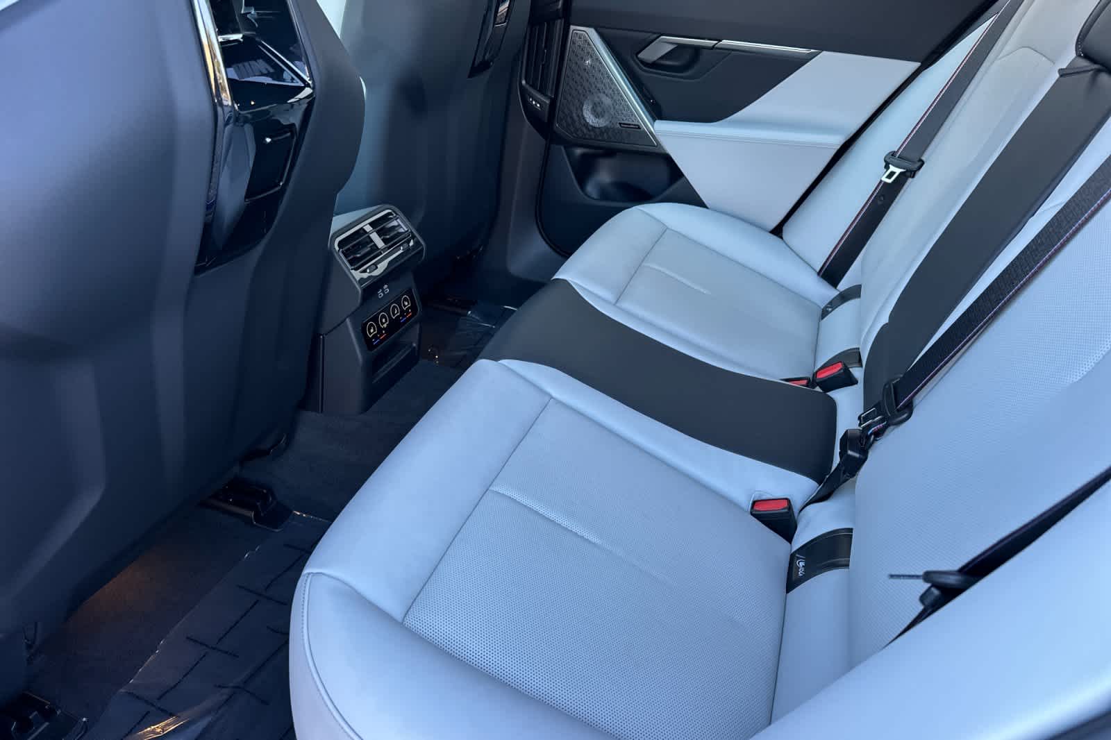 2025 Bmw M5 Sedan 5 photo 4