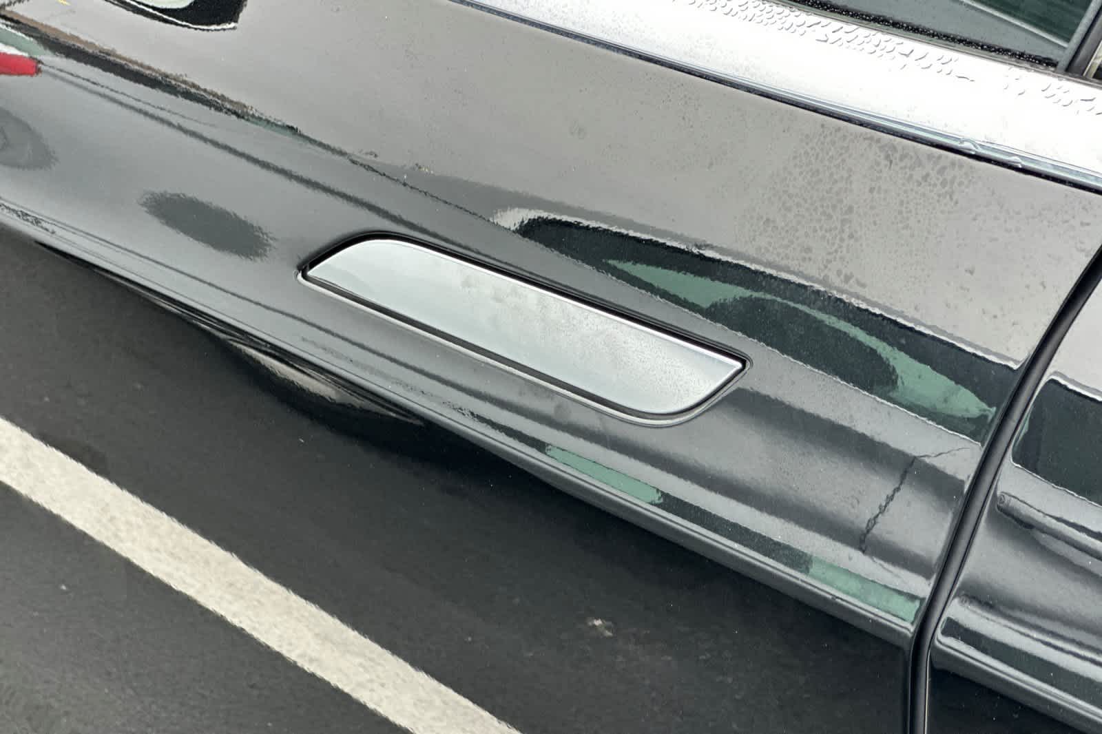 Thumbnail: 2020 Tesla Model S - 17