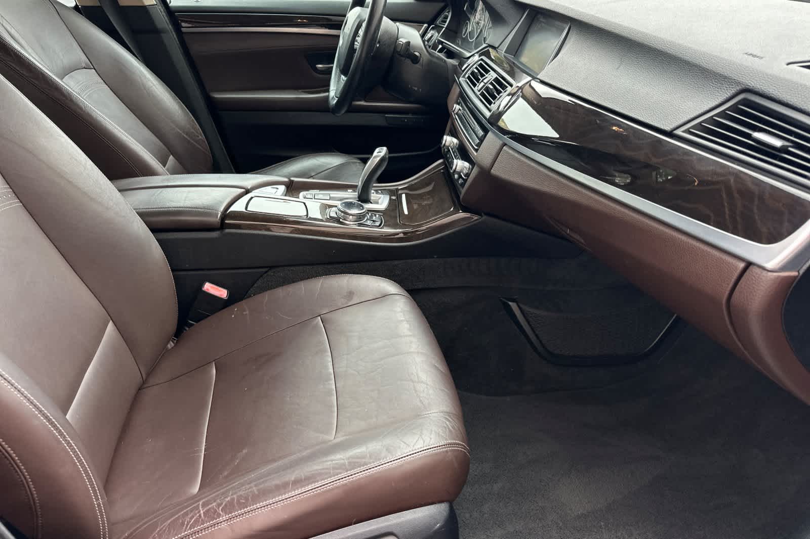 Thumbnail: 2014 BMW 5 Series - 16