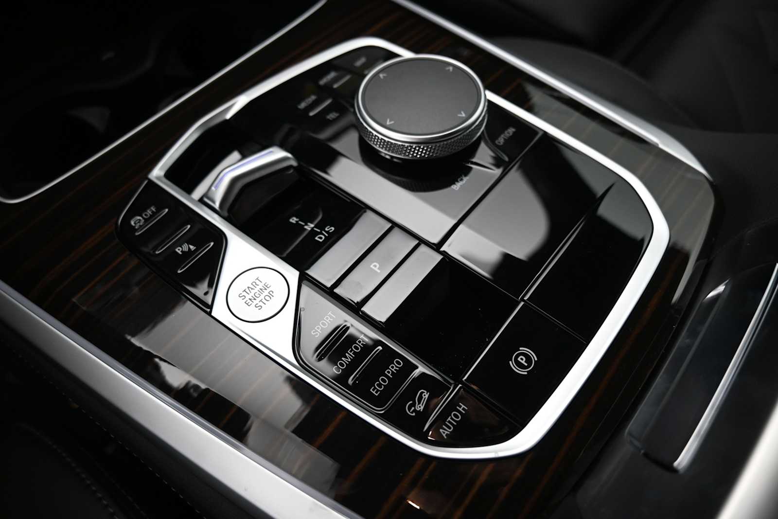 Thumbnail: 2026 BMW X5 - 12